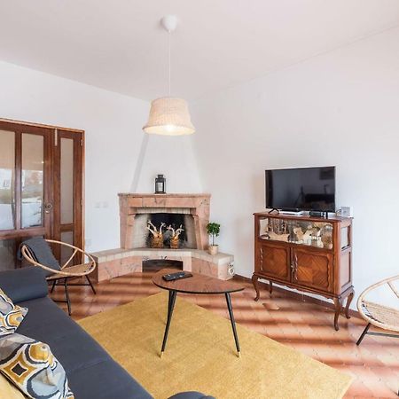 Lovelystay - 3 Bedroom Apartment In Vila Do Bispo Bagian luar foto