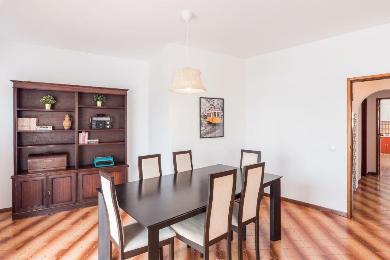 Lovelystay - 3 Bedroom Apartment In Vila Do Bispo Bagian luar foto